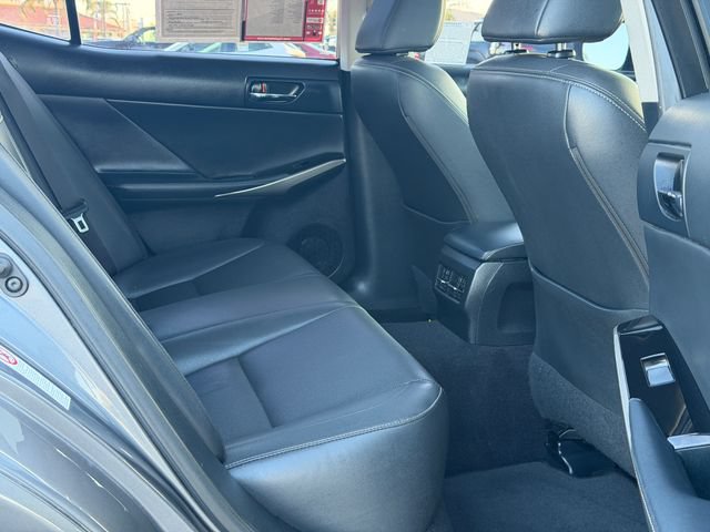 Used 2016 Lexus IS 200t RWD image 20