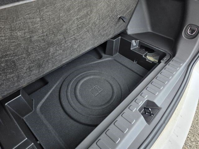 Used 2023 Chevrolet Equinox RS AWD/4WD image 11