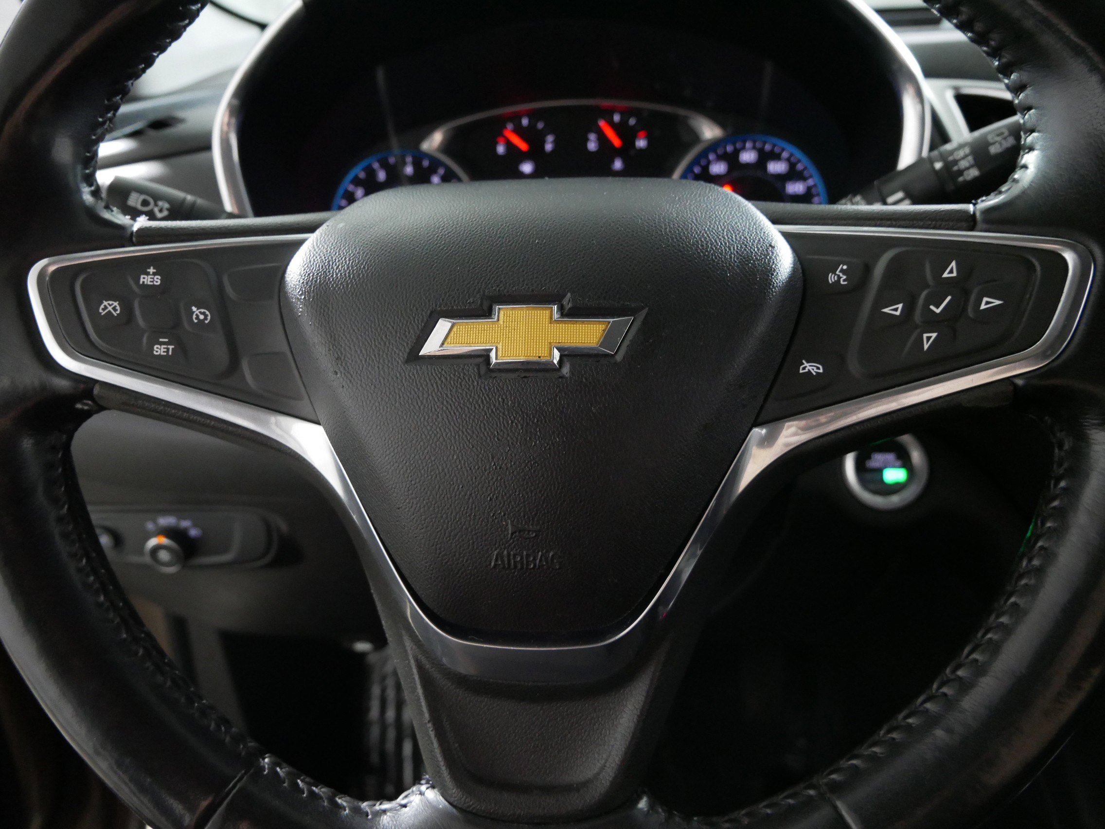 Used 2019 Chevrolet Equinox LT image 25