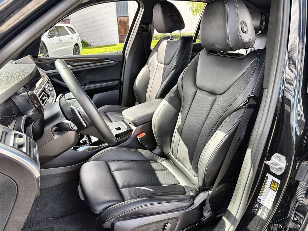 Used 2024 BMW X3 xDrive30i w/ Premium Essential Package image 13