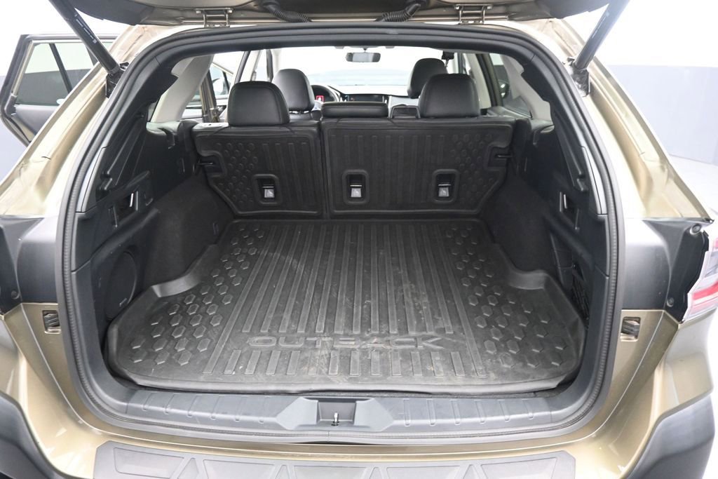 Used 2022 Subaru Outback Limited AWD/4WD image 22