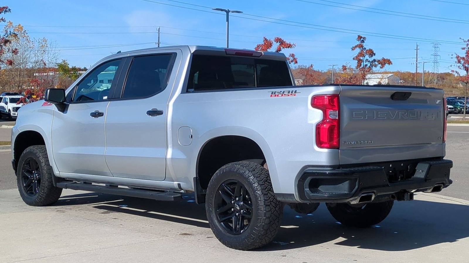 Used 2020 Chevrolet Silverado 1500 LT Trail Boss image 3