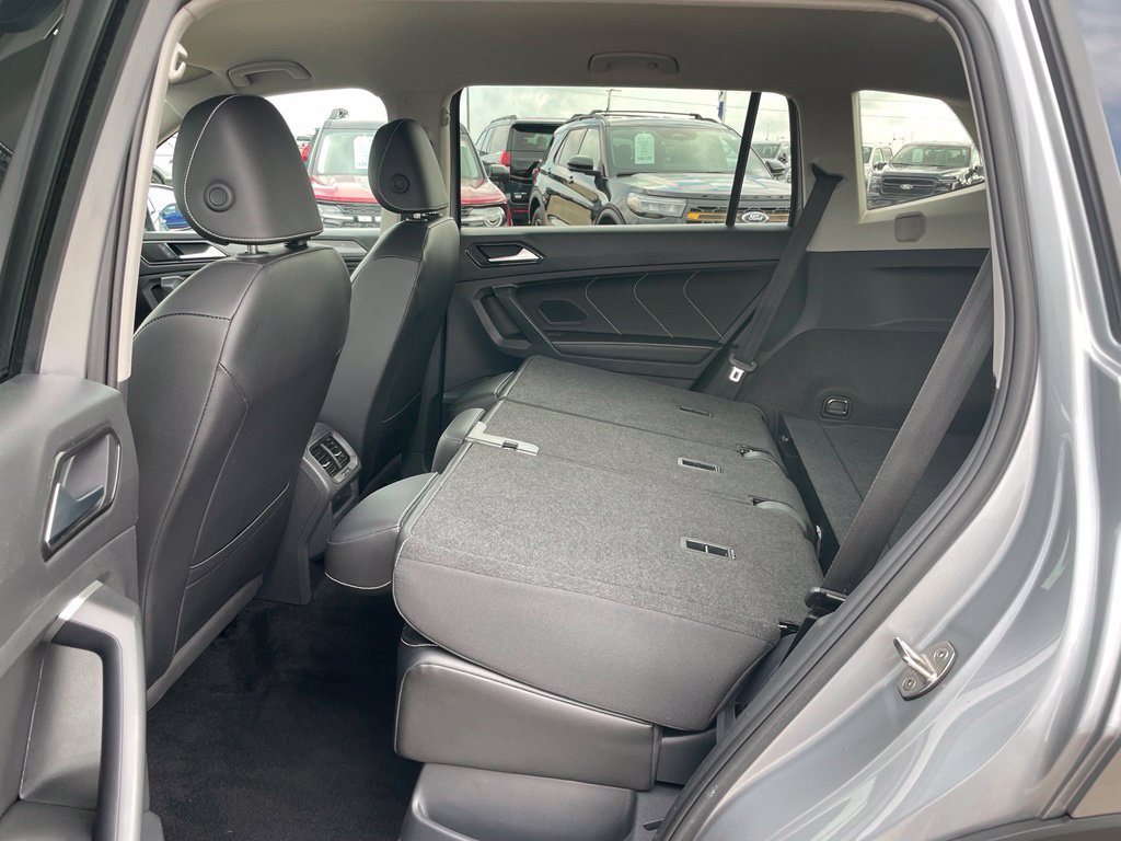 Used 2024 Volkswagen Tiguan Wolfsburg Edition AWD/4WD image 43