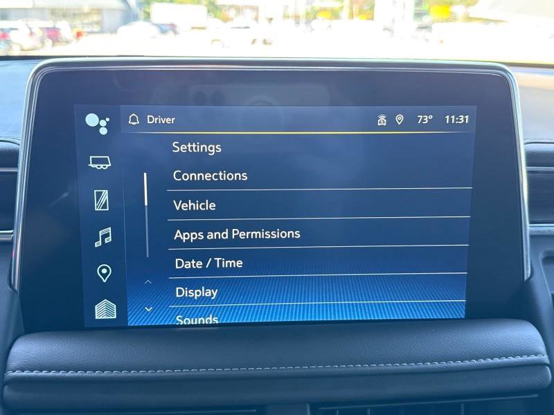 Used 2024 Chevrolet Suburban LT image 21