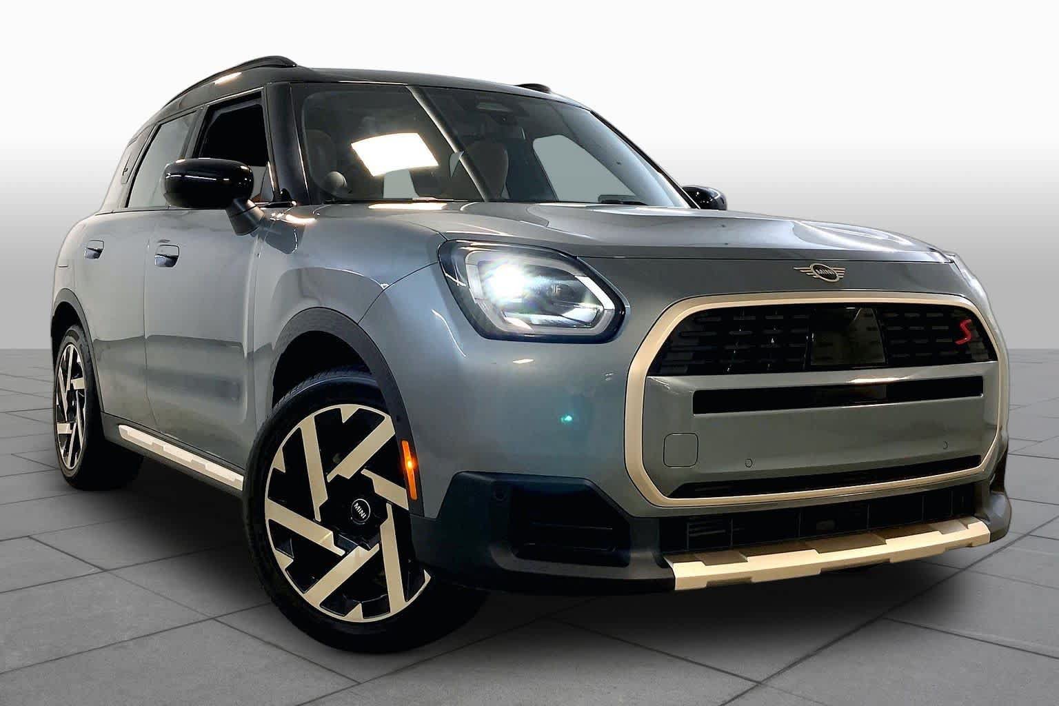 Used 2025 MINI Cooper Countryman S AWD/4WD image 2
