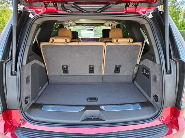 New 2026 Cadillac Escalade Luxury AWD/4WD image 18