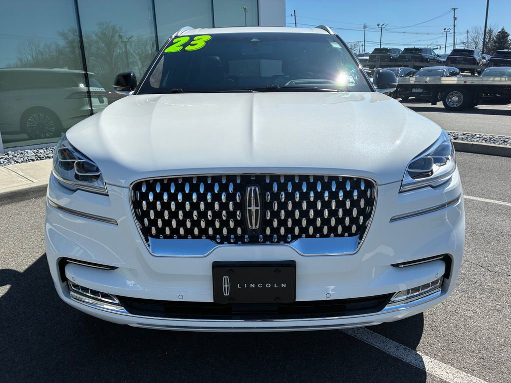 Used 2023 Lincoln Aviator Black Label w/ Dynamic Handling Package image 9
