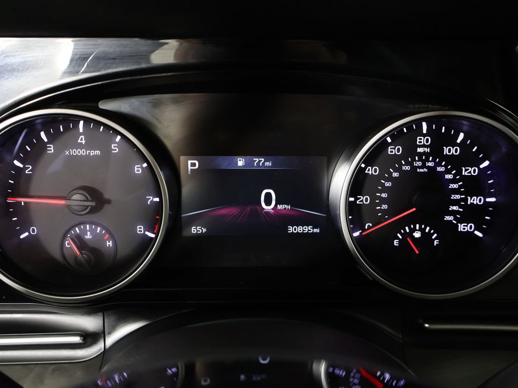 Certified 2024 Kia Carnival EX FWD image 43