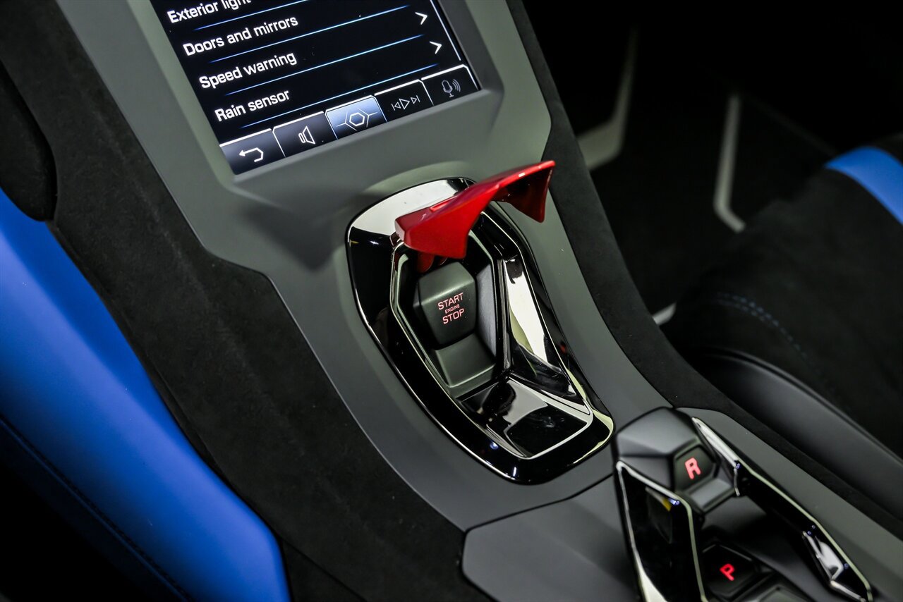 Used 2022 Lamborghini Huracan STO RWD image 35