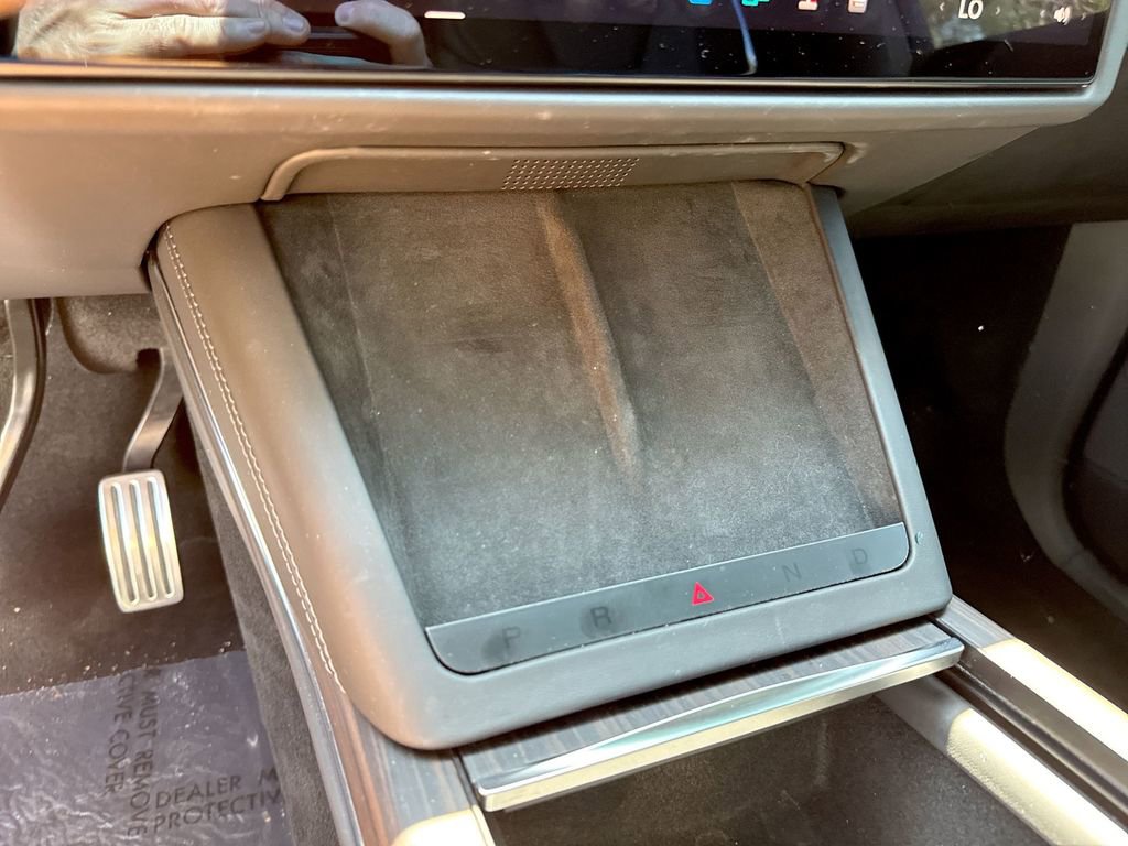 Used 2024 Tesla Model X image 57