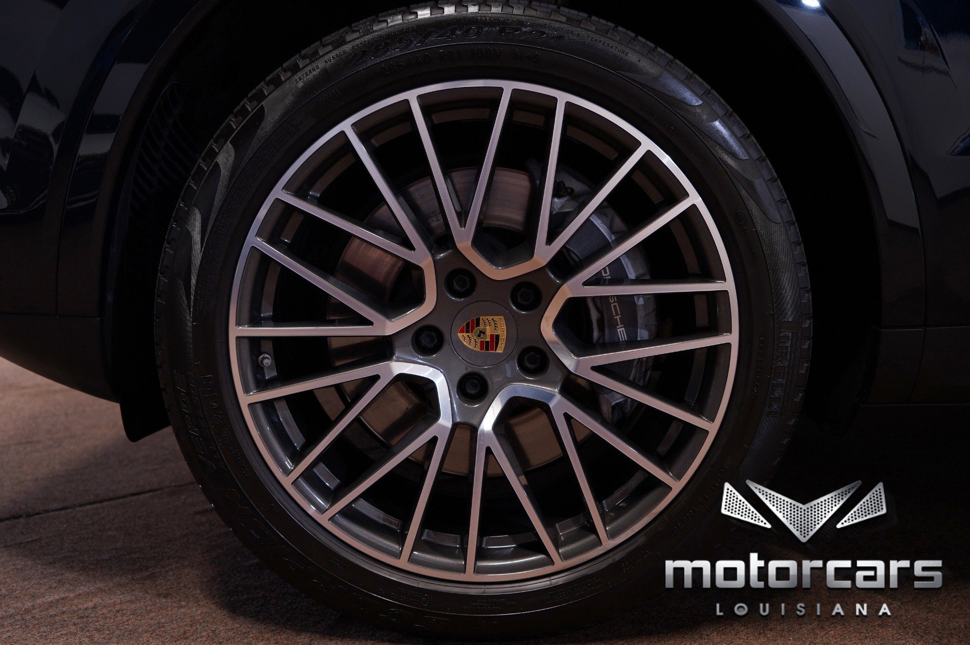 Used 2021 Porsche Cayenne Coupe w/ Premium Package image 16