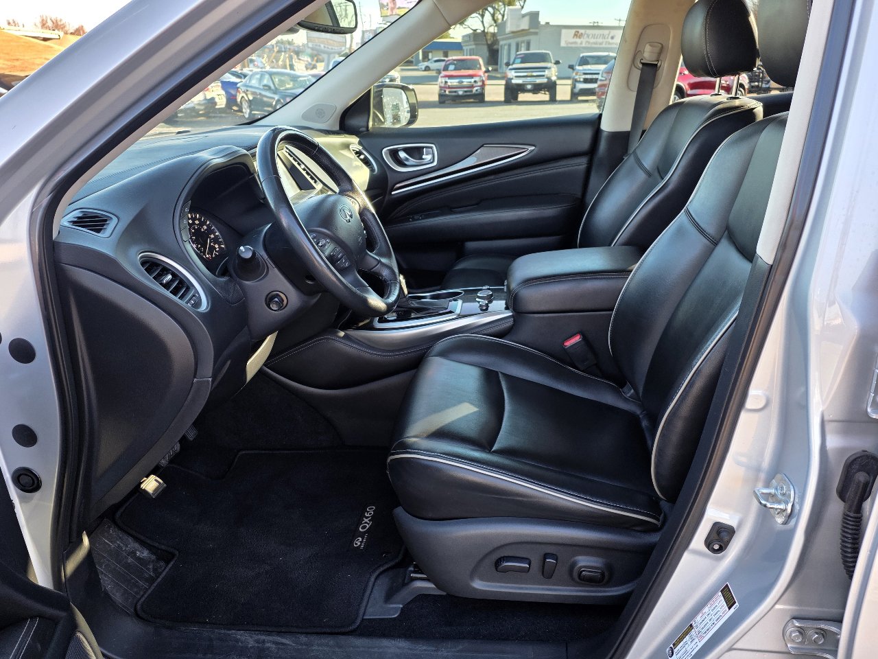 Used 2019 INFINITI QX60 Luxe image 11