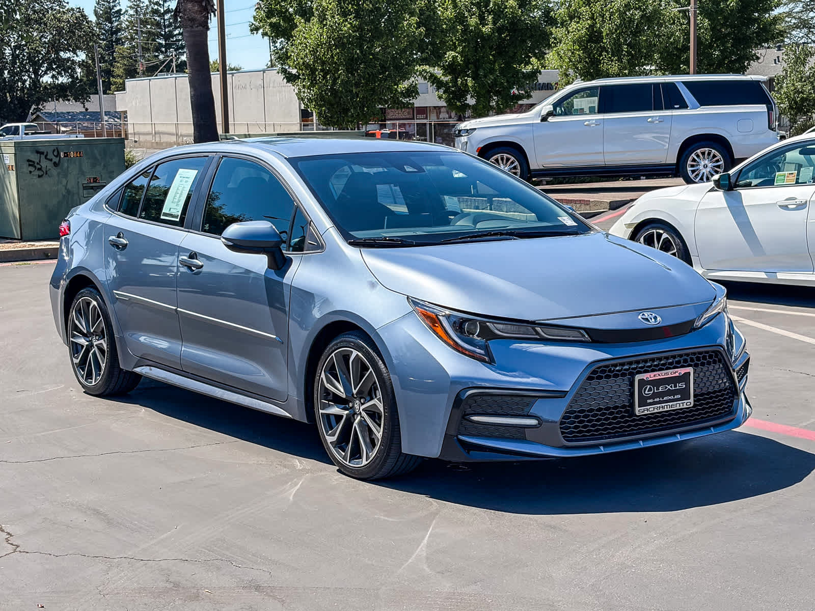 Used 2020 Toyota Corolla SE w/ Carpet Mat Package (TMS) FWD image 5