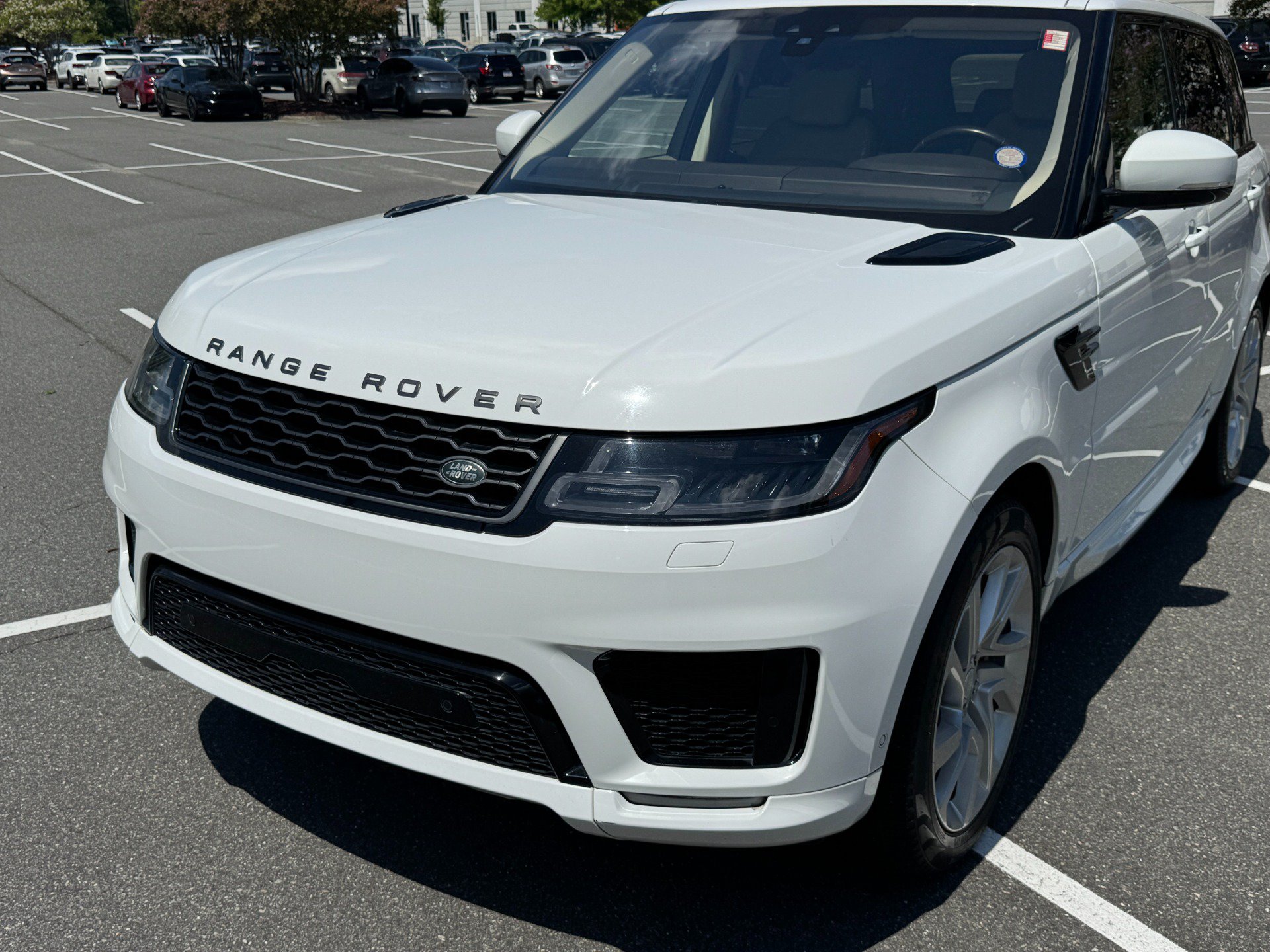 Used 2019 Land Rover Range Rover Sport Supercharged AWD/4WD image 18