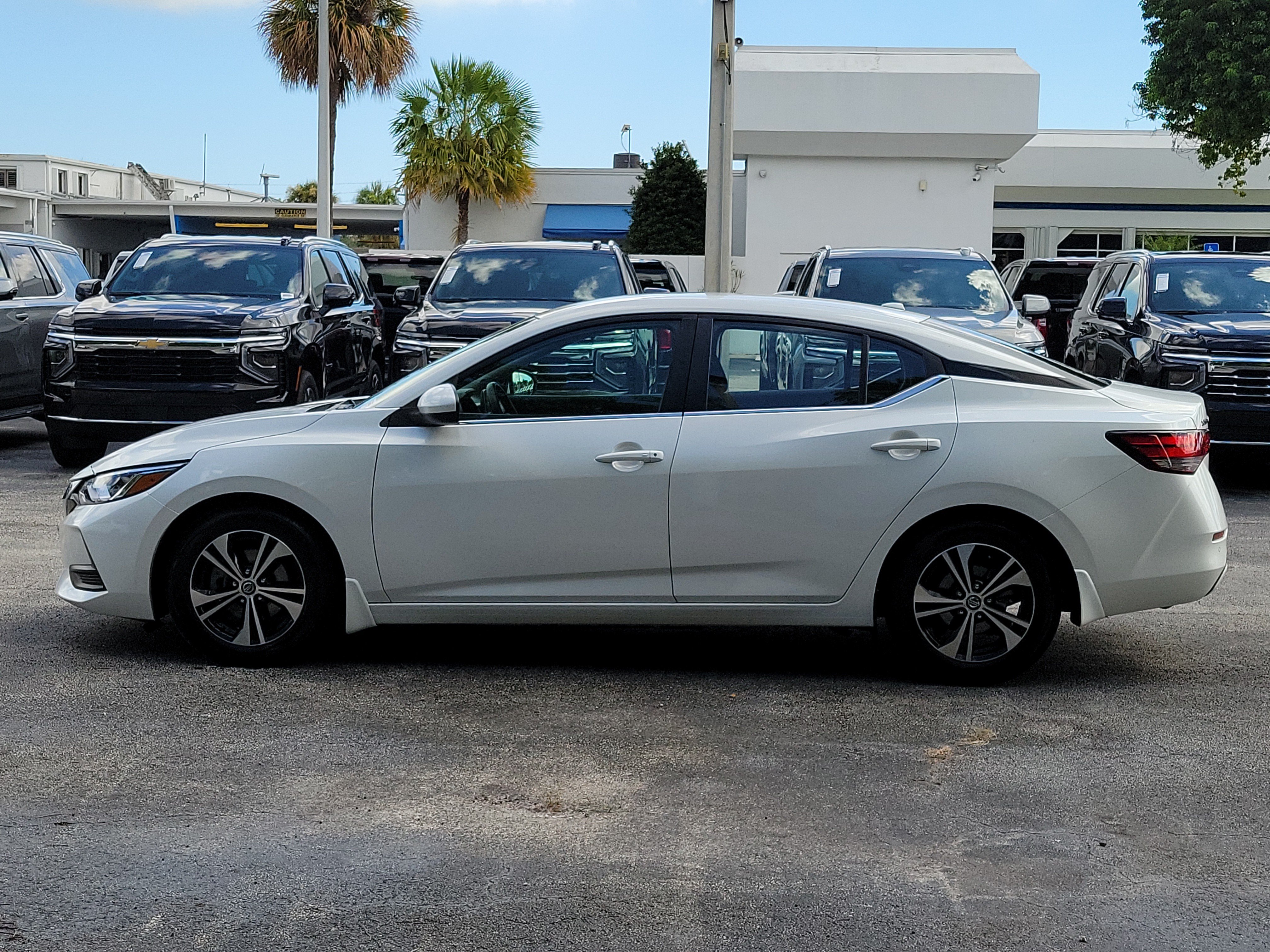 Used 2023 Nissan Sentra SV w/ All-Weather Package FWD image 6