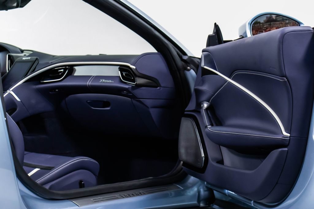 Certified 2025 Ferrari Roma Spider RWD image 47