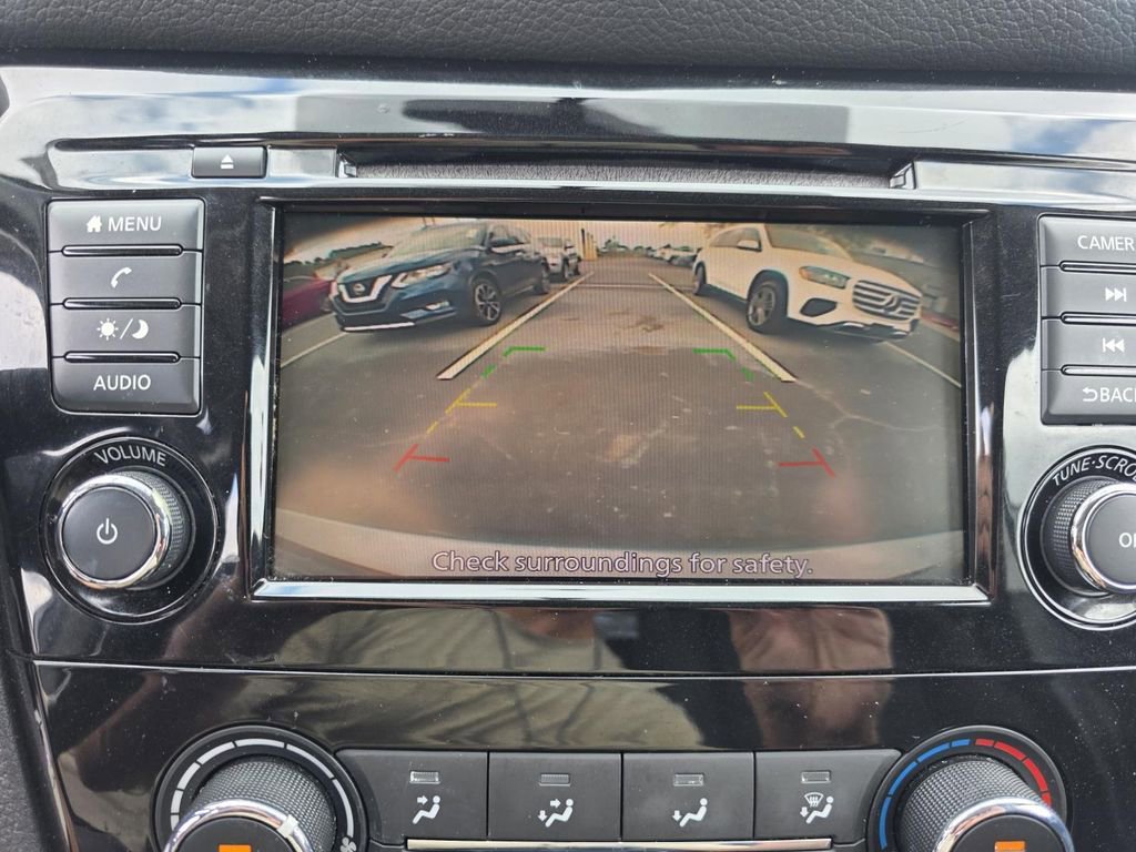 Used 2019 Nissan Rogue Sport S FWD image 21