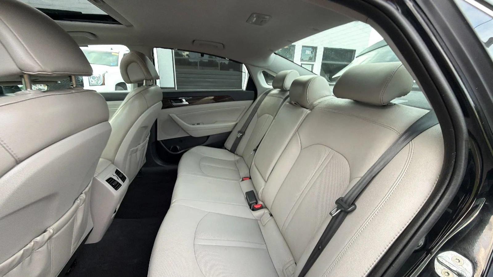 Used 2017 Hyundai Sonata Limited w/ Tech Package 03 FWD image 41