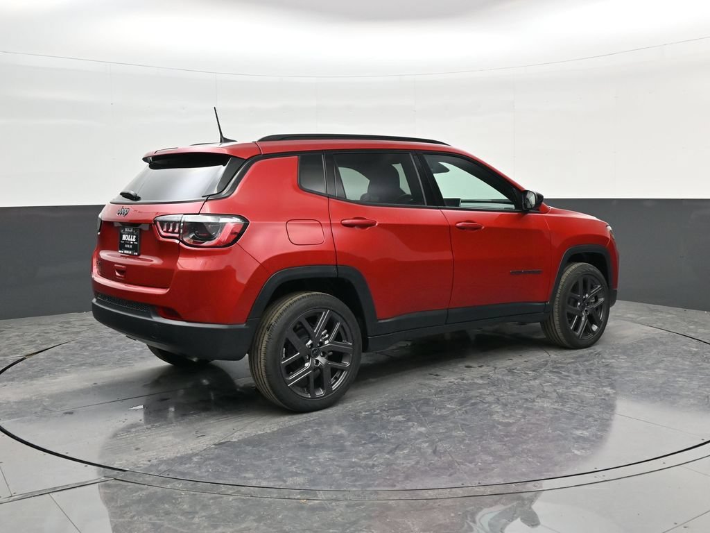 New 2026 Jeep Compass Latitude AWD/4WD image 6