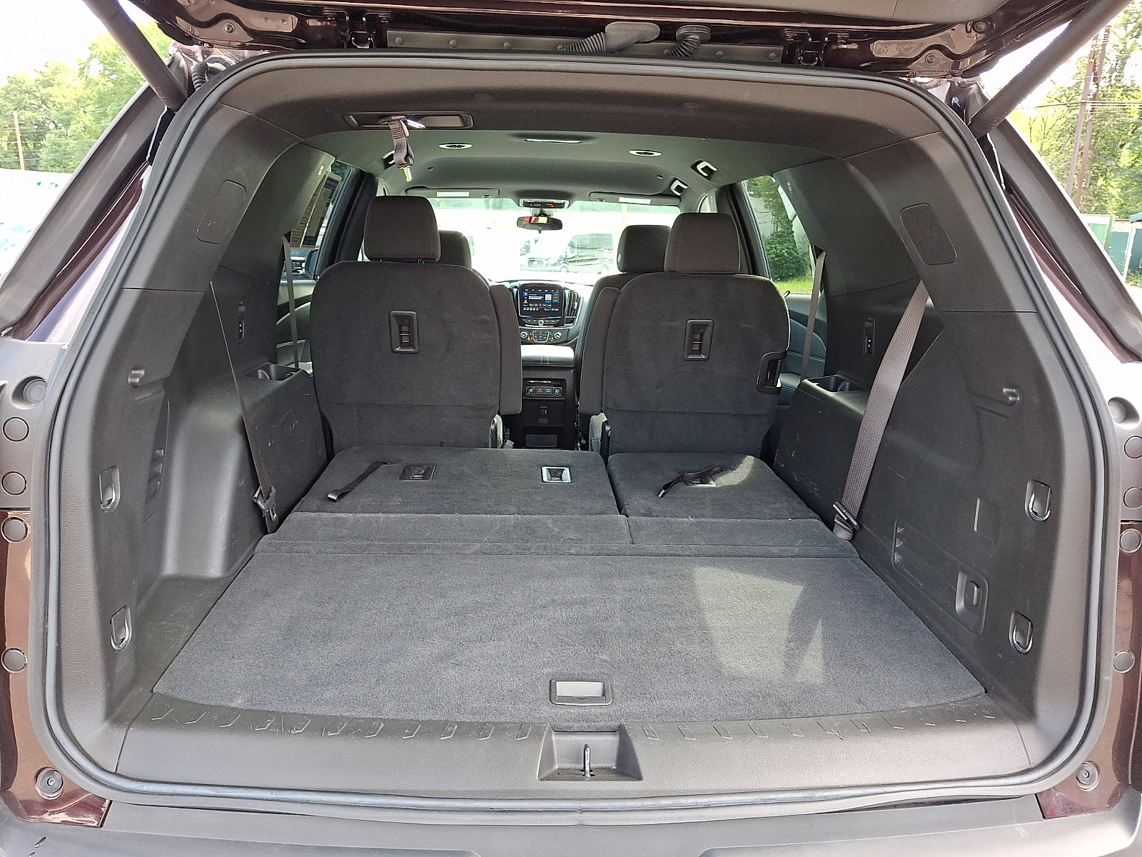 Used 2023 Chevrolet Traverse LT AWD/4WD image 29