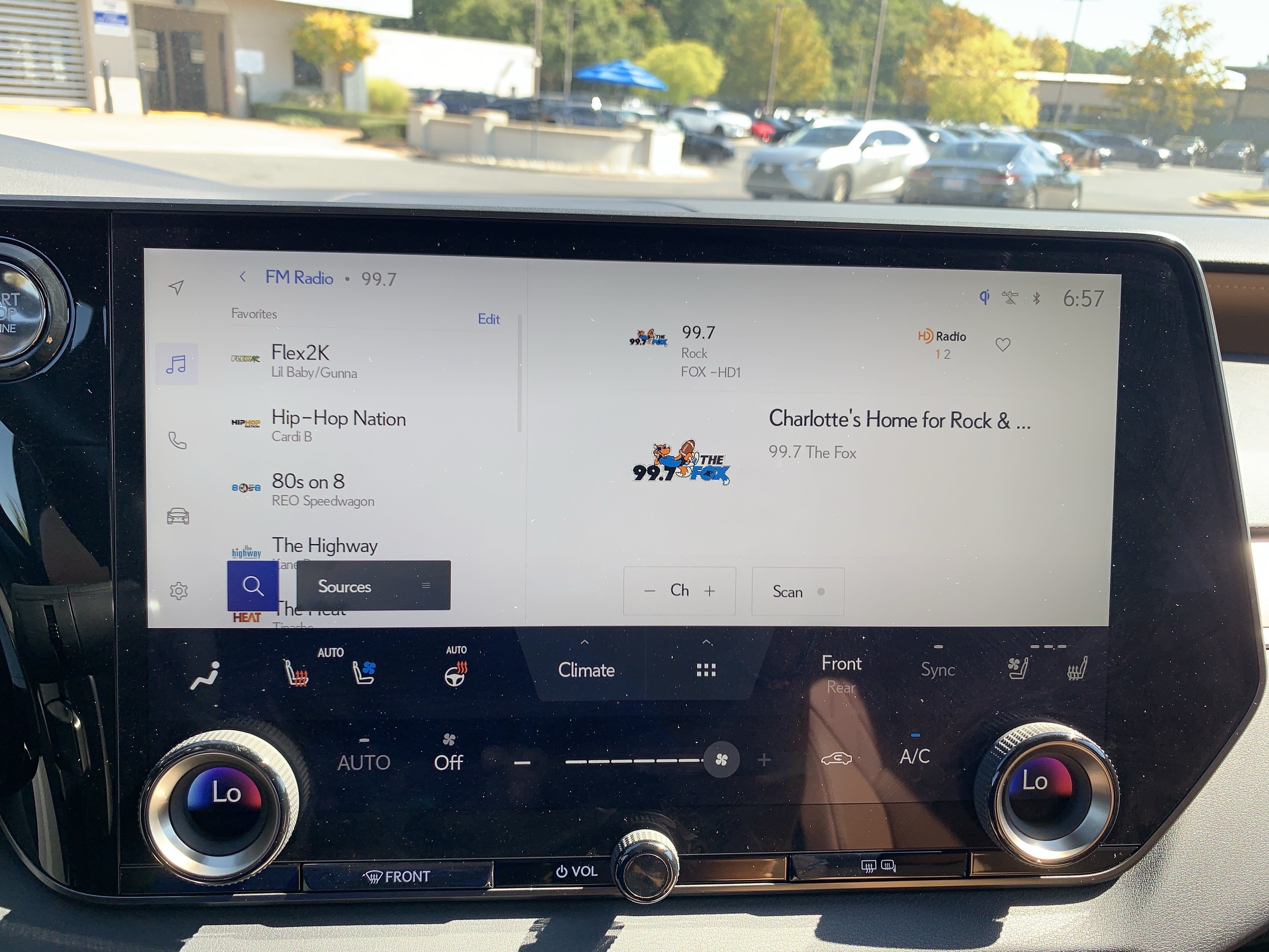 Used 2026 Lexus RX 350 Premium w/ Accessory Package (Z1) FWD image 23