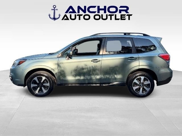 Used 2017 Subaru Forester 2.5i Premium w/ All-Weather Package AWD/4WD image 5