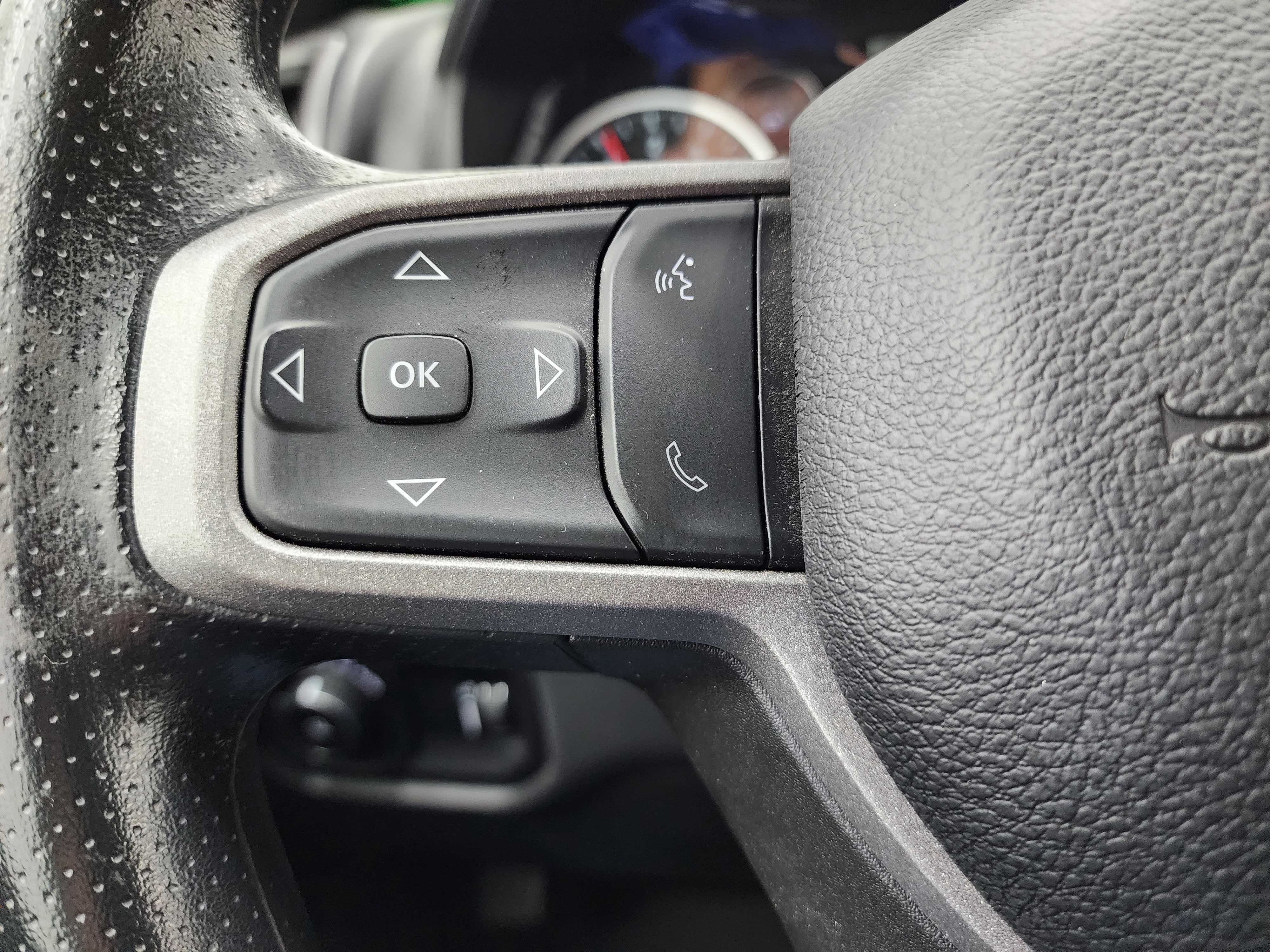 Used 2024 RAM 2500 Tradesman w/ Protection Group image 17