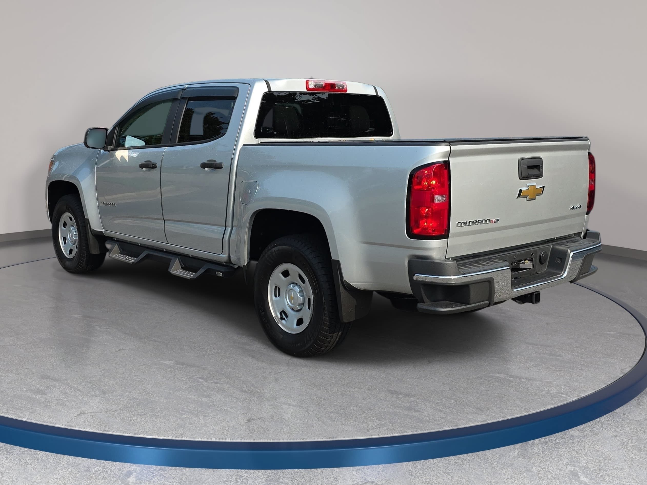 Used 2020 Chevrolet Colorado W/T w/ WT Convenience Package AWD/4WD image 7