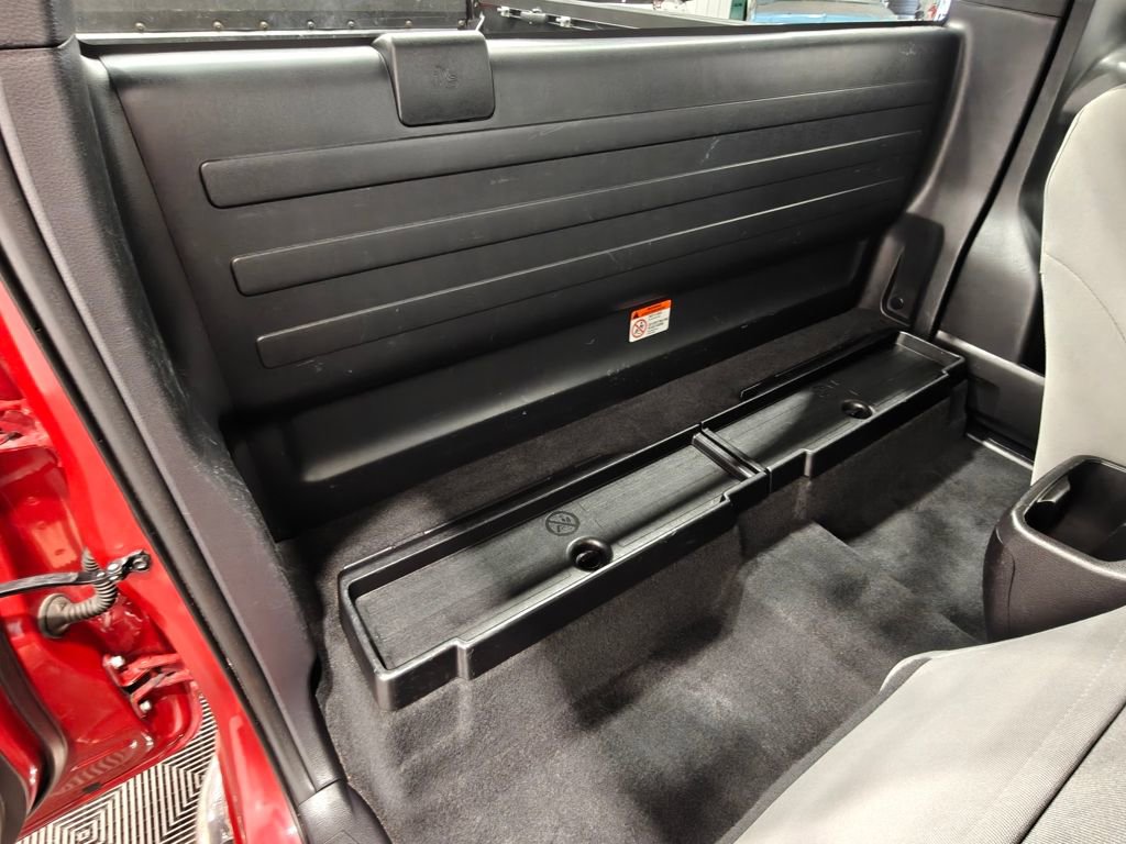 Used 2016 Toyota Tacoma SR image 21