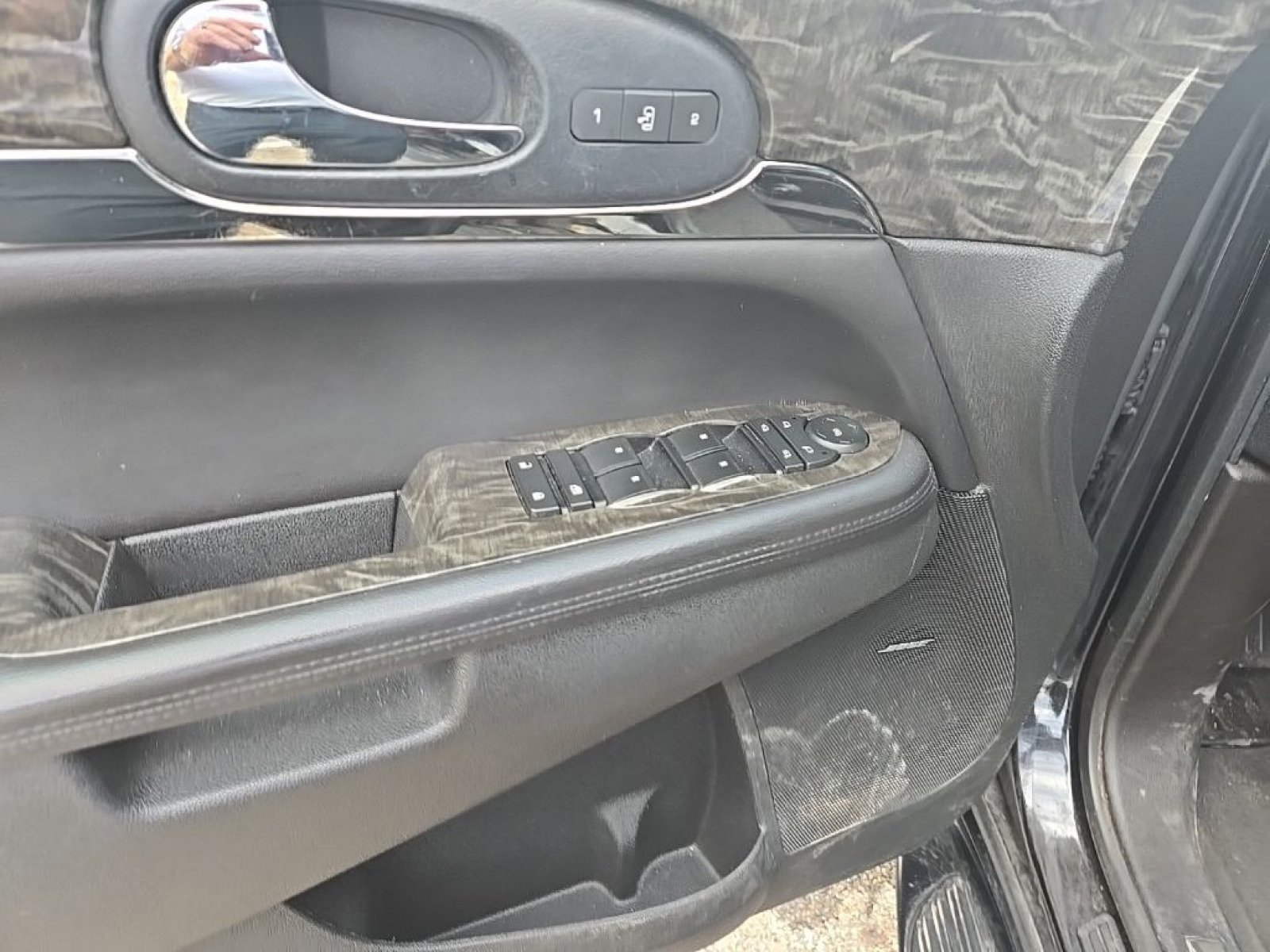 Used 2013 Buick Enclave Premium w/ Trailering Provision Package image 7