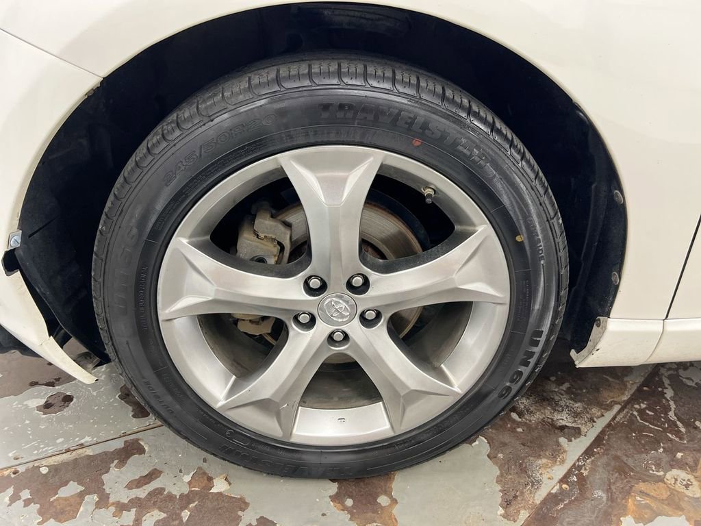 Used 2010 Toyota Venza FWD image 27