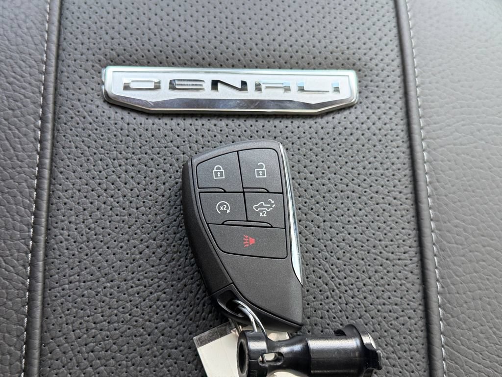 New 2026 GMC Sierra 2500 Denali w/ Technology Package AWD/4WD image 44