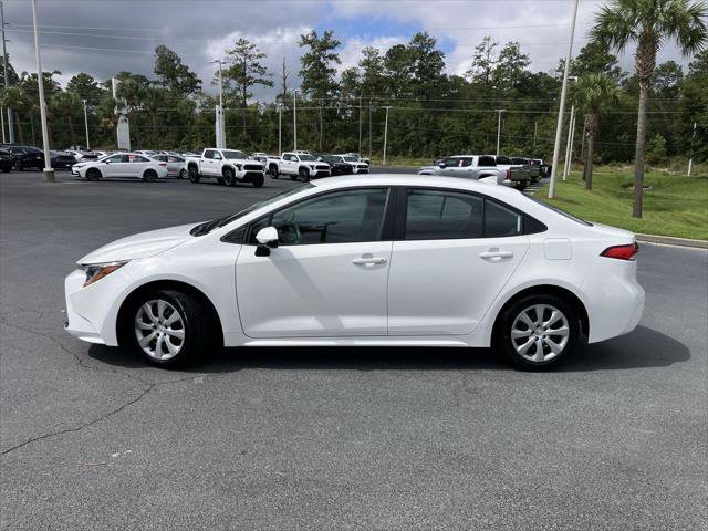 Certified 2025 Toyota Corolla LE w/ Convenience Package FWD image 2