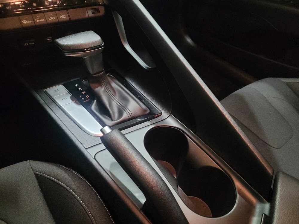 Used 2022 Hyundai Elantra SEL w/ Cargo Package image 26