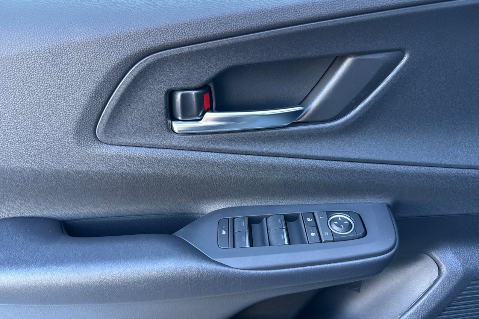 New 2026 Toyota Prius Plug-In Hybrid image 13