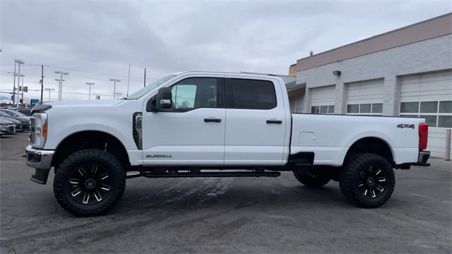 Used 2023 Ford F350 XLT image 6