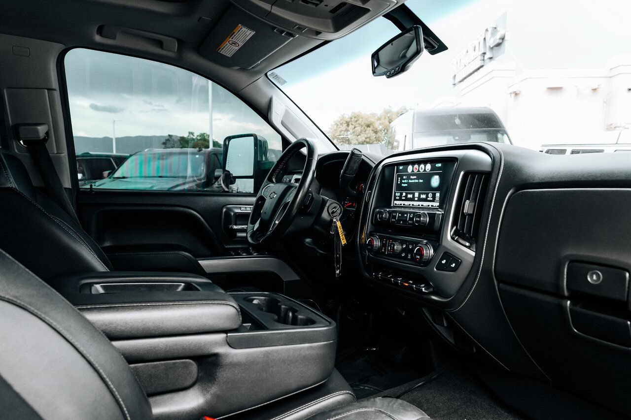 Used 2018 Chevrolet Silverado 2500 LTZ w/ Custom Sport Edition AWD/4WD image 52