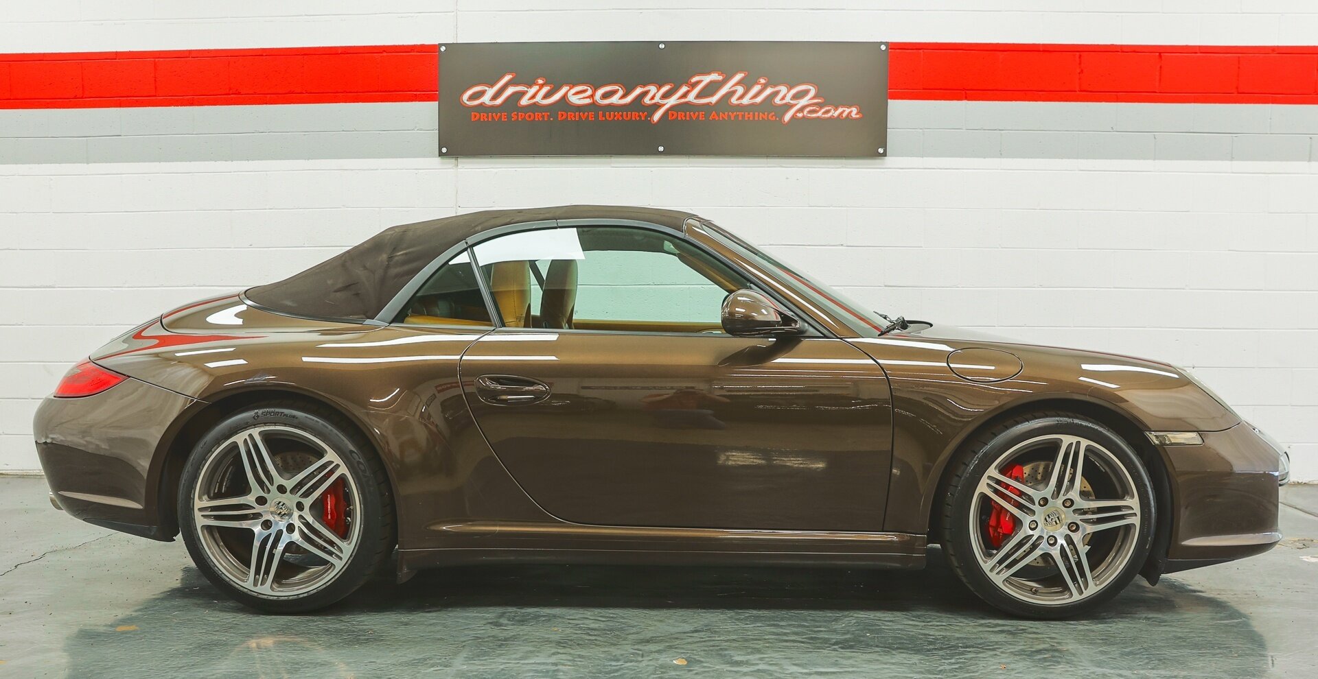 Used 2009 Porsche 911 Carrera 4S image 39