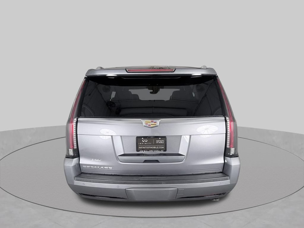 Used 2020 Cadillac Escalade Luxury w/ LPO, Radiant Package AWD/4WD image 7