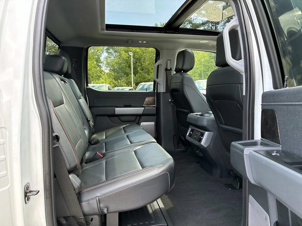 Used 2024 Ford F250 Lariat w/ Lariat Ultimate Package AWD/4WD image 11