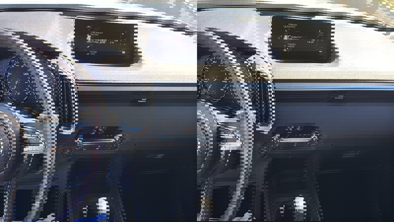 Certified 2025 MAZDA CX-50 AWD 2.5 S w/ Premium Package image 21