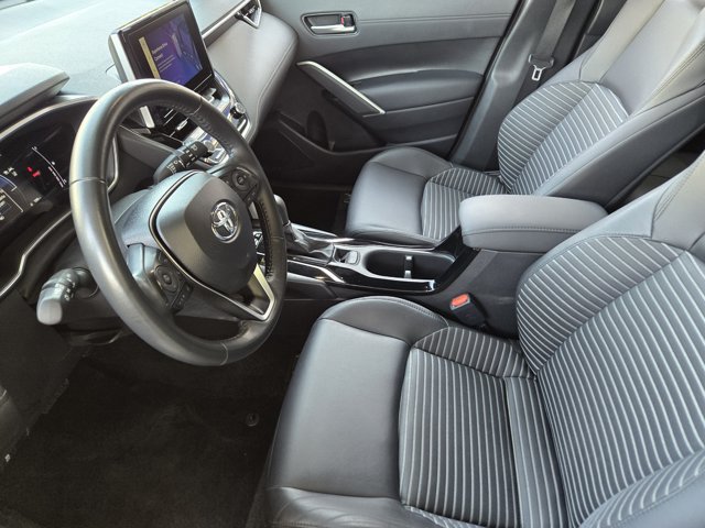 Used 2025 Toyota Corolla Cross AWD Hybrid w/ Convenience Package image 14