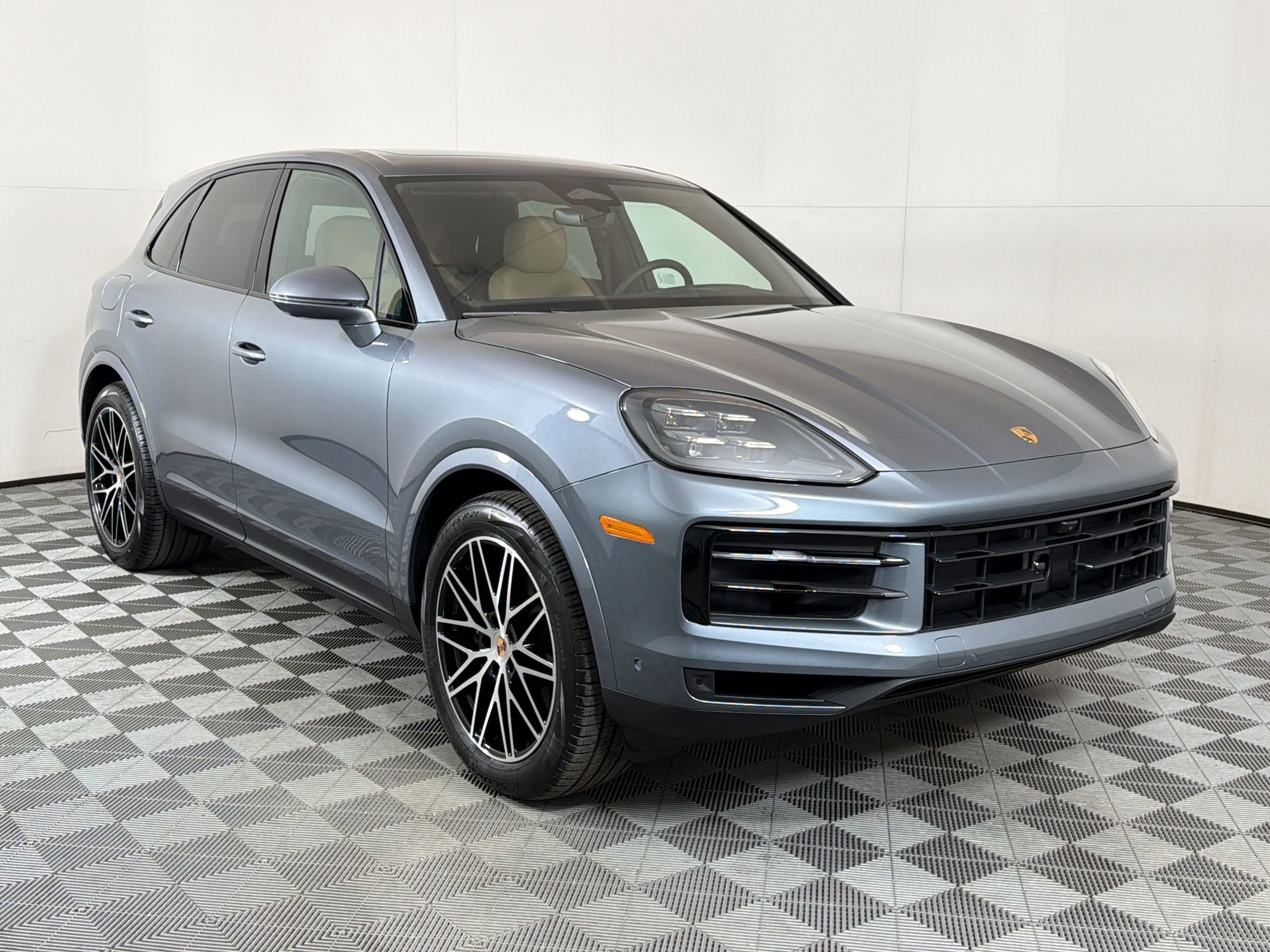New 2026 Porsche Cayenne image 8