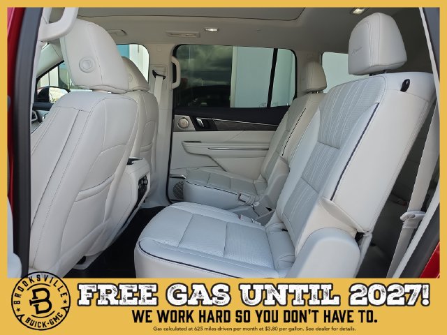 New 2027 Buick Enclave Avenir w/ LPO, Floor Liner Package FWD image 17