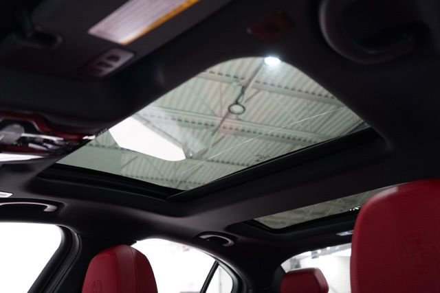 New 2026 Alfa Romeo Giulia AWD image 17