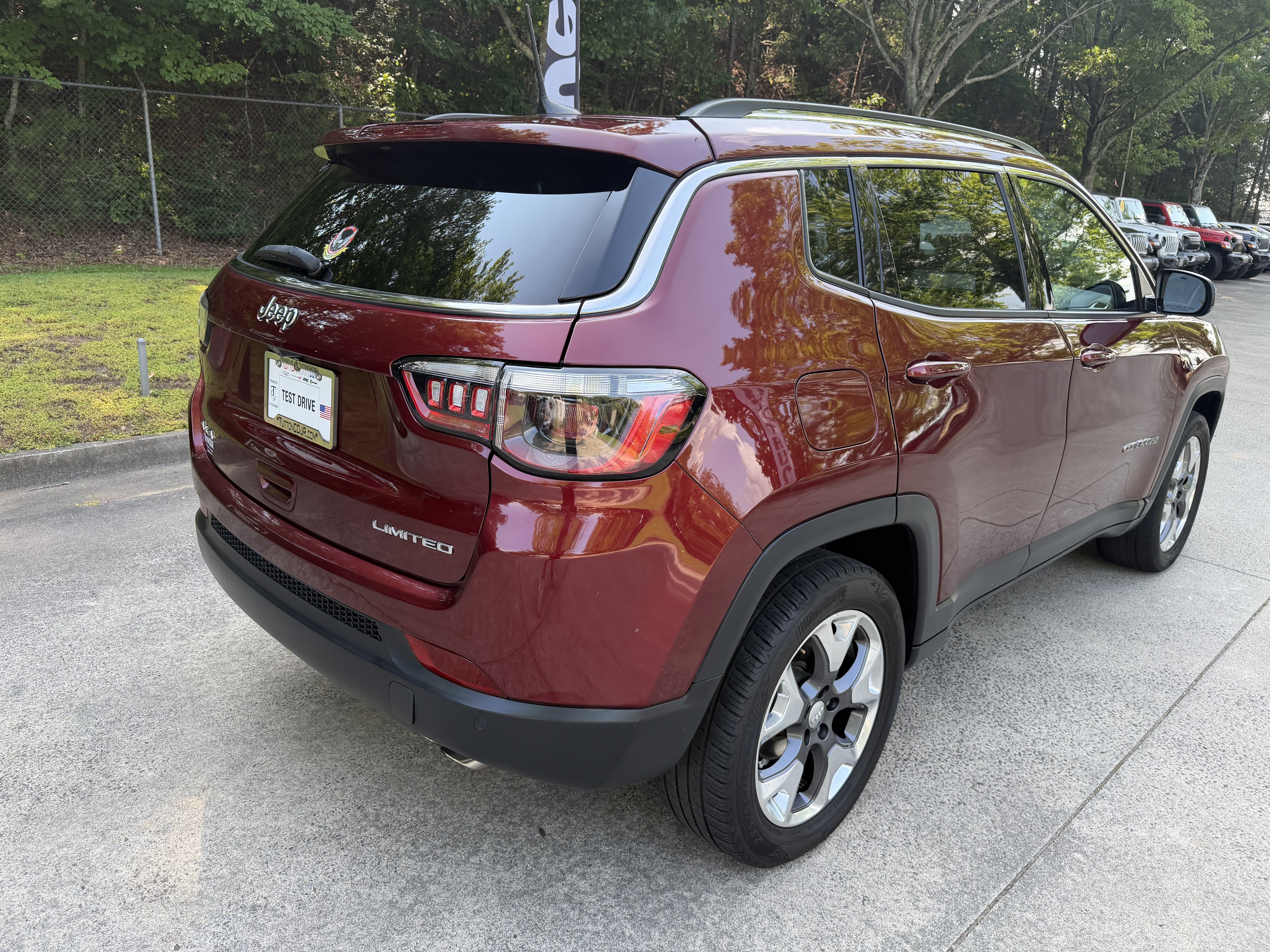 Used 2021 Jeep Compass Limited AWD/4WD image 7