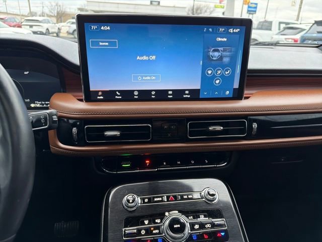 Used 2023 Lincoln Nautilus Reserve w/ Monochromatic Package image 22