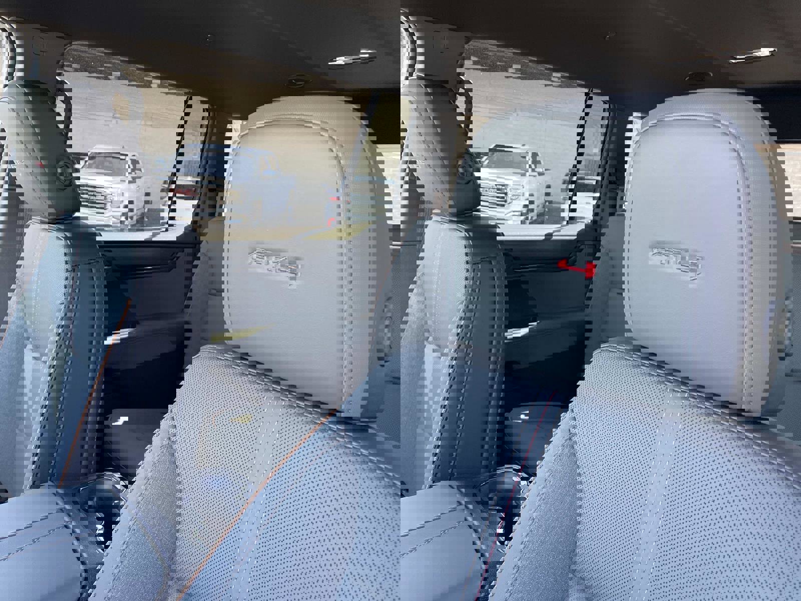 New 2026 GMC Acadia AT4 image 20