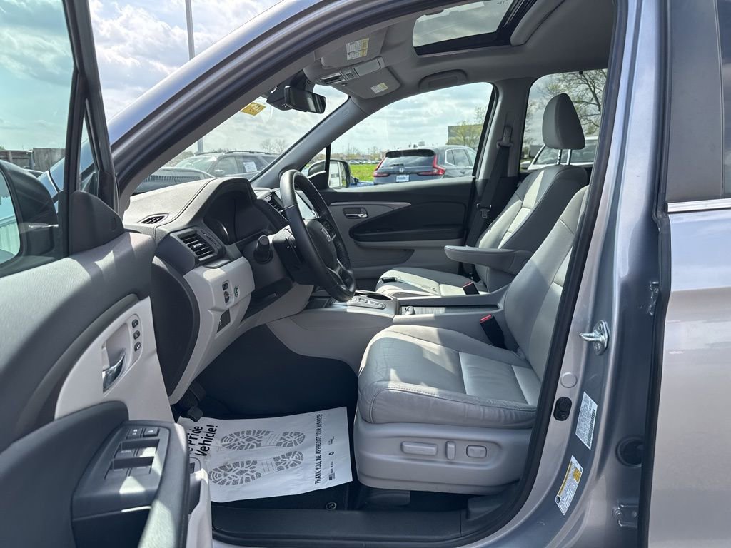 Used 2022 Honda Pilot Special Edition image 32