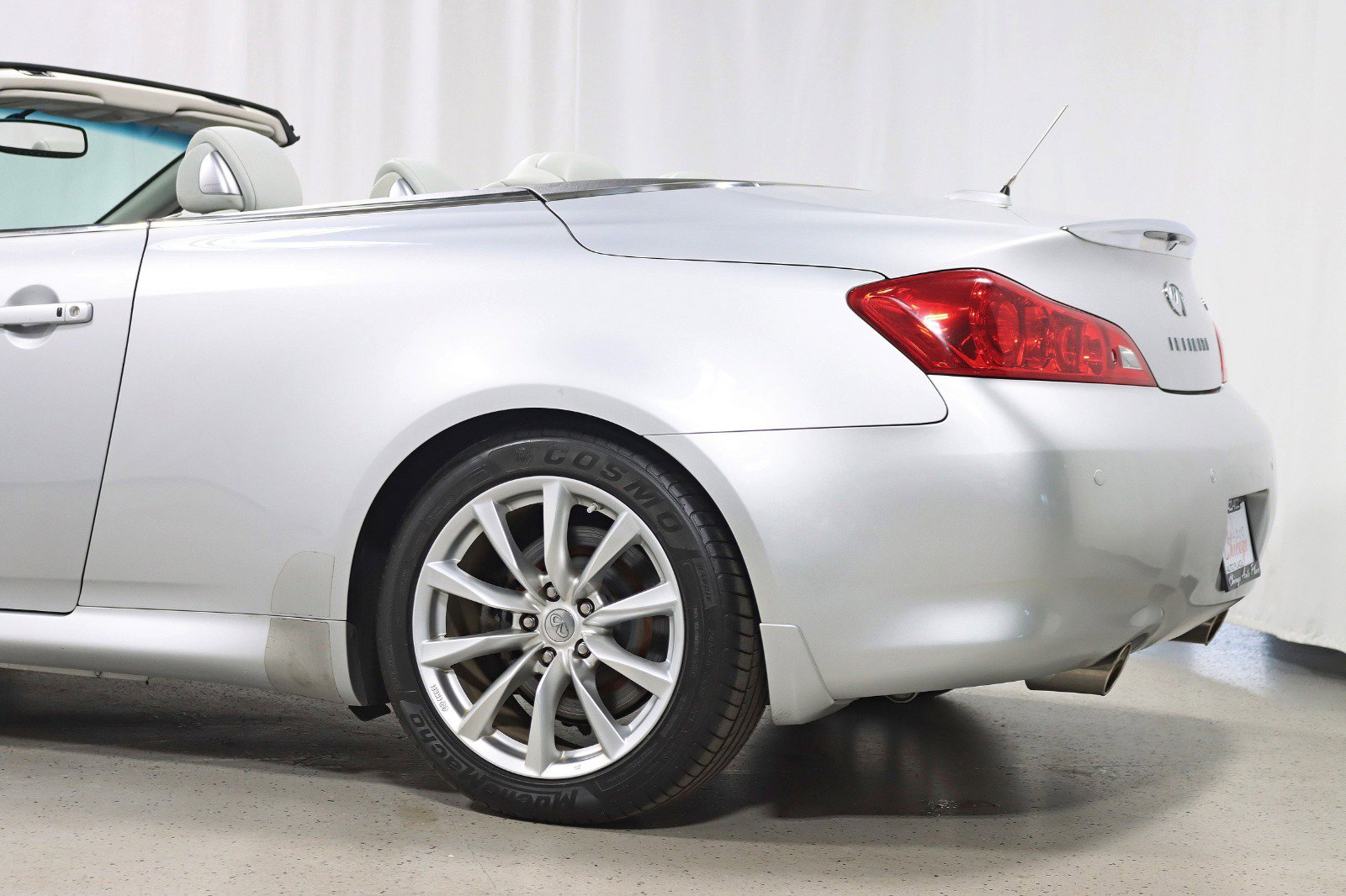 Used 2013 INFINITI G37 Sport w/ Premium Pkg RWD image 11